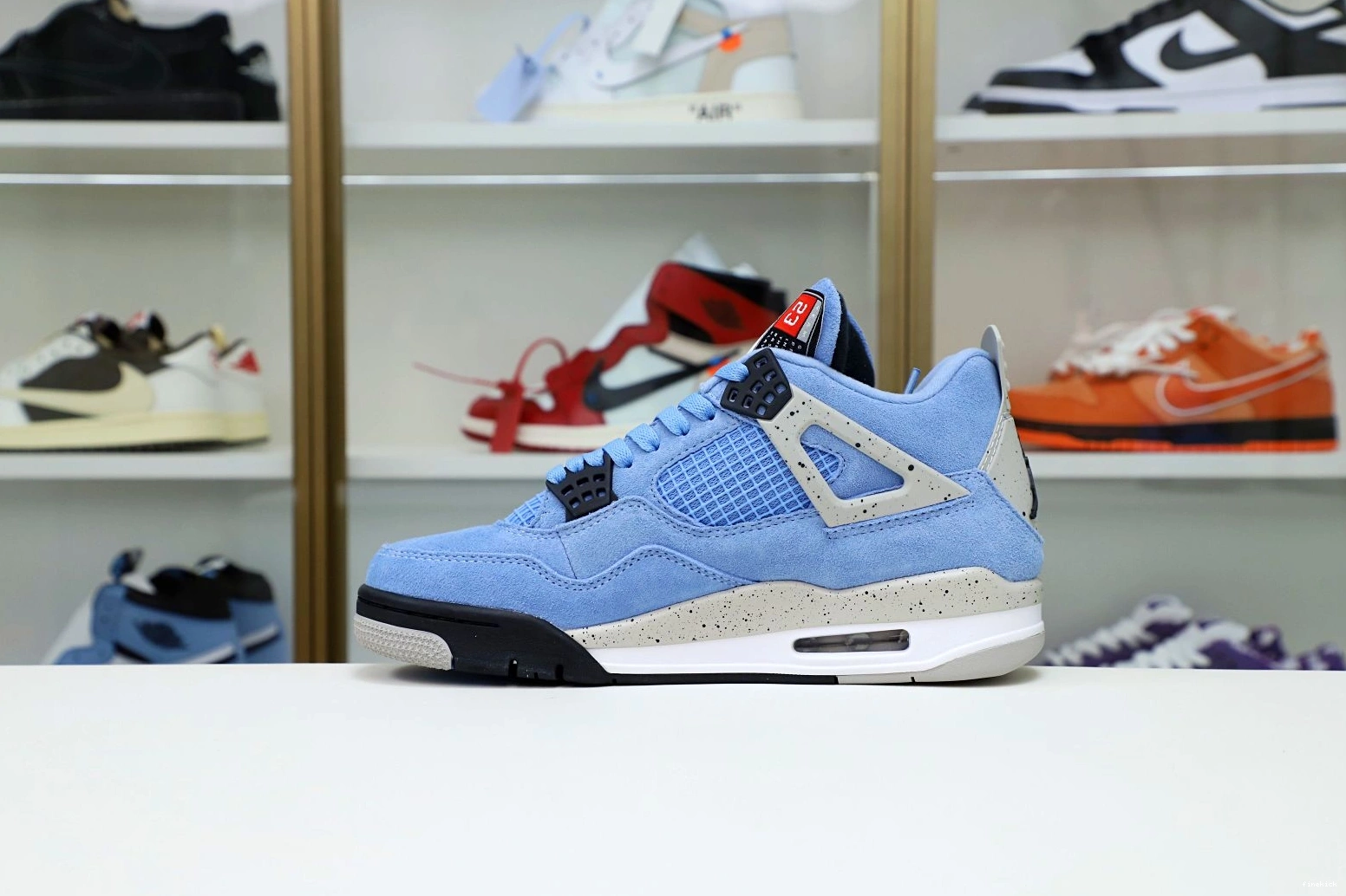JORDAN BLUE AIR UNIVERSITY 4 0824